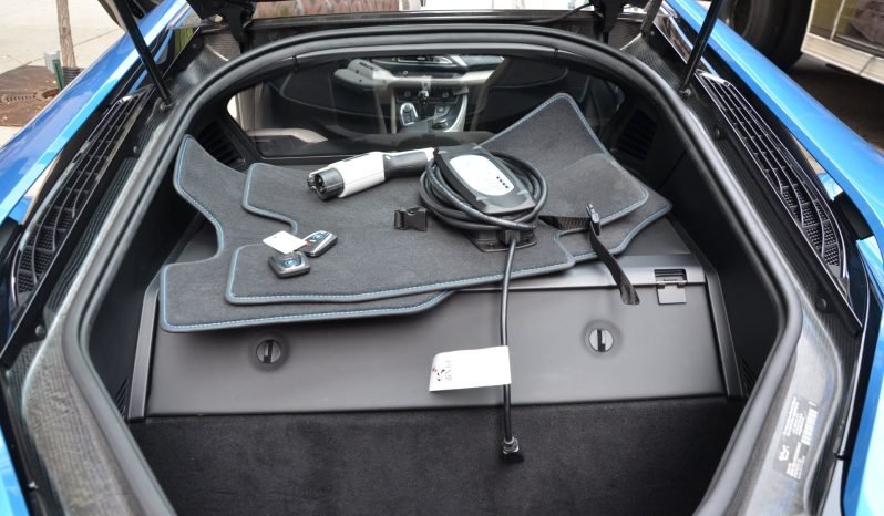 
								Buy 2019 BMW I8 full									