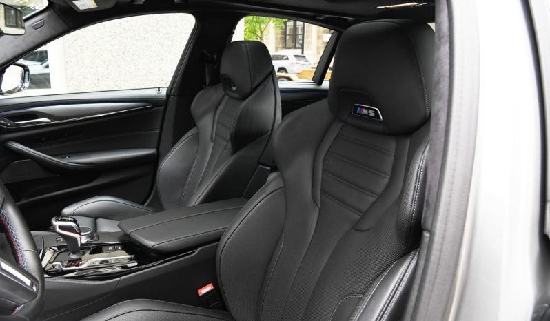 
								Buy 2019 BMW M5 COMPETITION full									