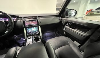 
									Buy 2019 Land Rover Range Rover HSE AWD full								