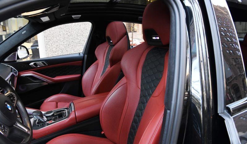 
								Buy 2021 BMW X6 M full									