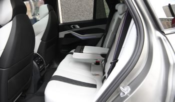 
									Buy 2022 BMW X5 M full								