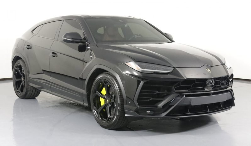 
								Buy 2021 Lamborghini Urus full									