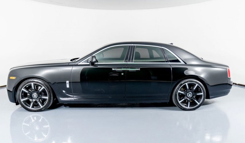 
								Buy 2015 Rolls Royce Ghost full									