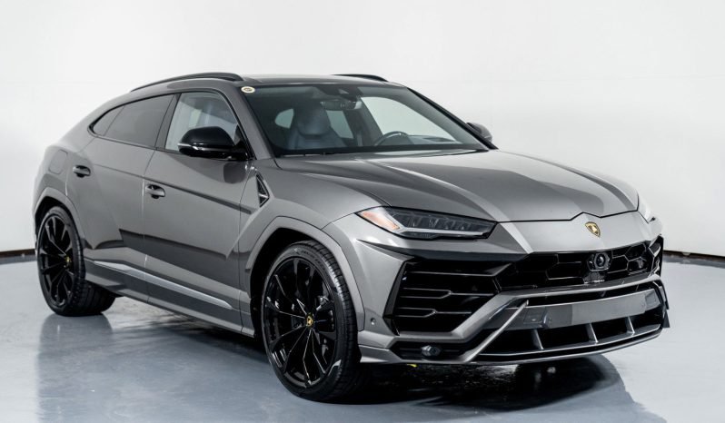 
								Buy 2021 Lamborghini Urus full									