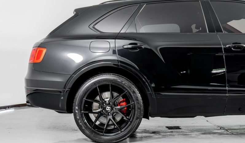 
								Buy 2017 Bentley Bentayga W12 full									