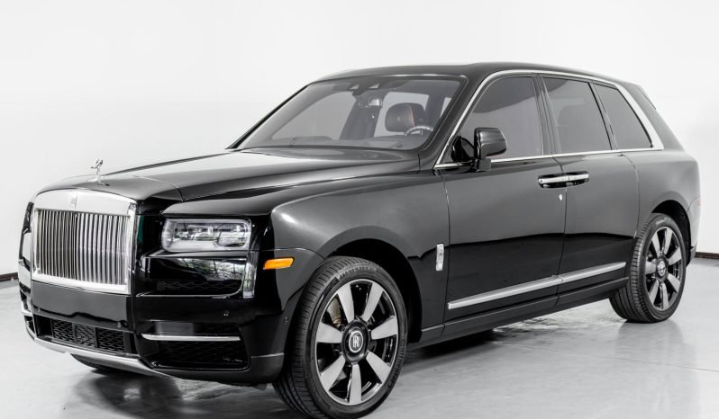 
								Buy 2022 Rolls Royce Cullinan full									