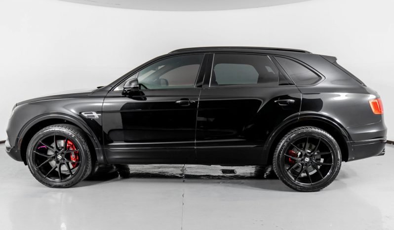 
								Buy 2017 Bentley Bentayga W12 full									