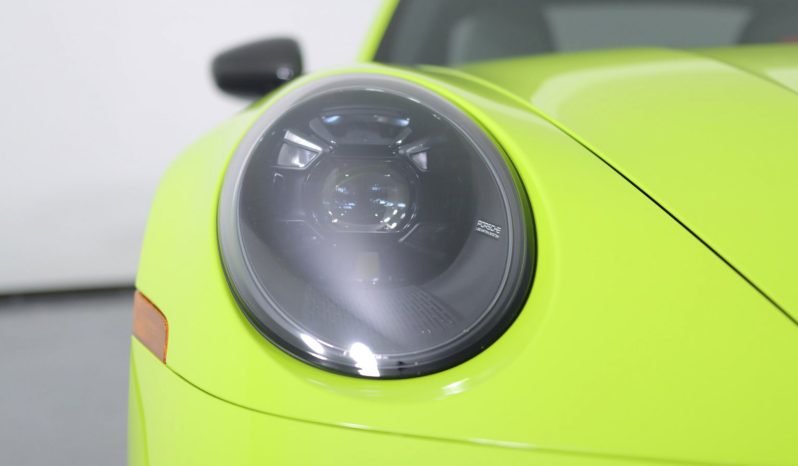 
								Buy 2022 Porsche 911 full									