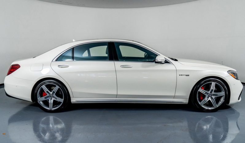 
								Buy 2019 Mercedes Benz S Class AMG S 63 full									