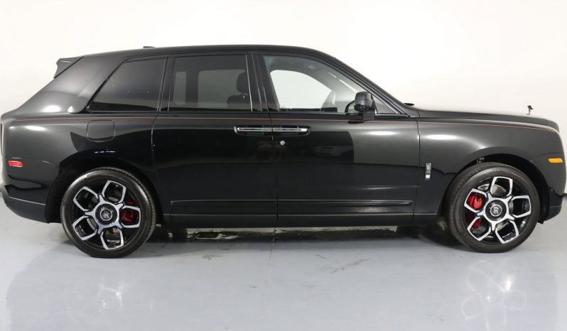 
								Buy 2022 Rolls Royce Cullinan full									