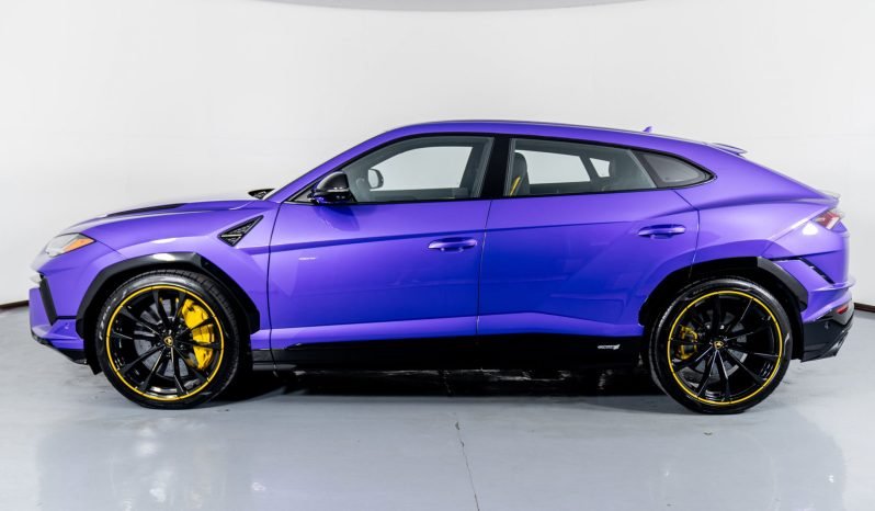 
								Buy 2023 Lamborghini Urus S full									