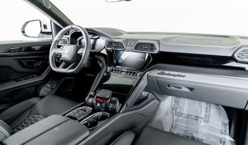 
									Buy 2023 Lamborghini Urus S full								
