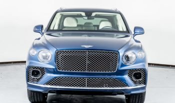 
									Buy 2022 Bentley Bentayga V8 full								