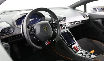 
									Buy 2022 Lamborghini Huracan full								