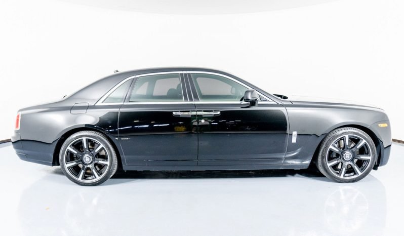 
								Buy 2015 Rolls Royce Ghost full									