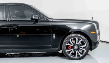 
									Buy 2021 Rolls Royce Cullinan full								