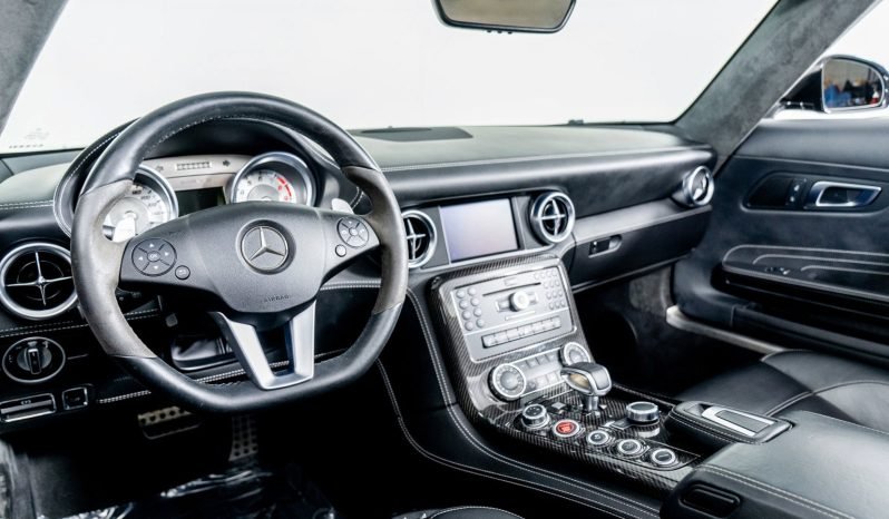 
								Buy 2012 Mercedes Benz SLS AMG ROADSTER full									