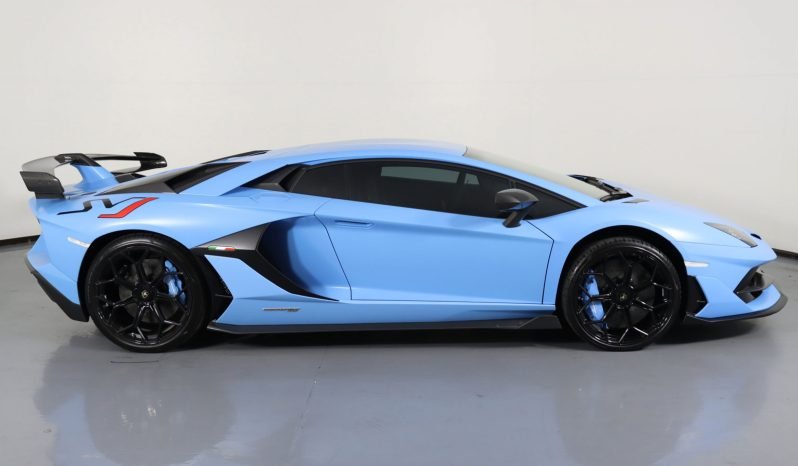 
								Buy 2019 Lamborghini Aventador SVJ full									