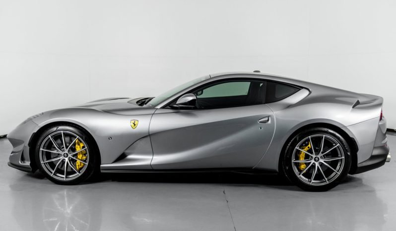 
								Buy 2019 Ferrari 812 Superfast full									