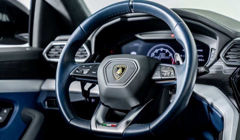 
								Buy 2021 Lamborghini Urus full									