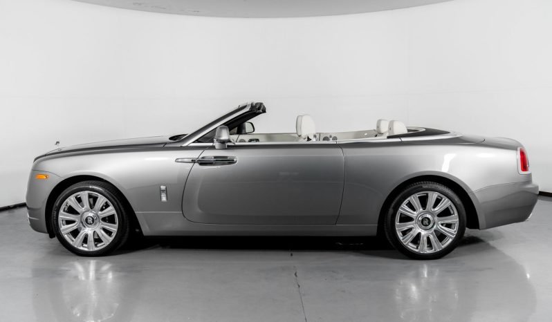 
								Buy 2017 Rolls Royce Dawn full									