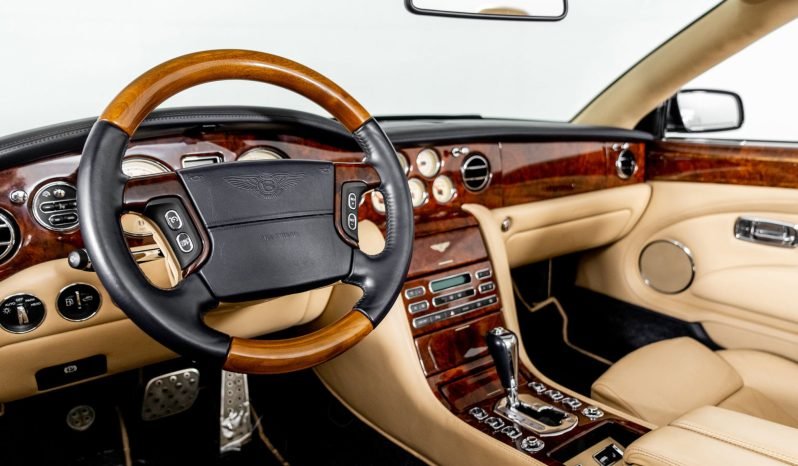 
								Buy 2008 Bentley Azure full									