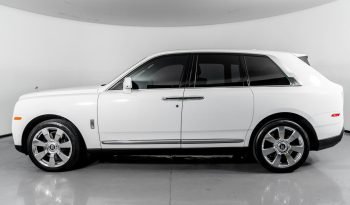 
									Buy 2020 Rolls Royce Cullinan full								