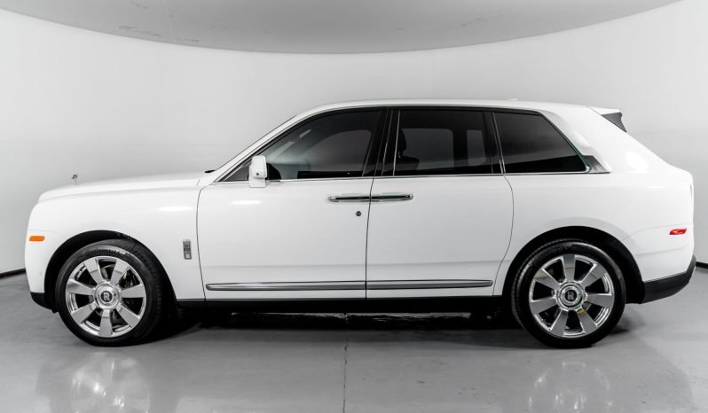 
								Buy 2020 Rolls Royce Cullinan full									