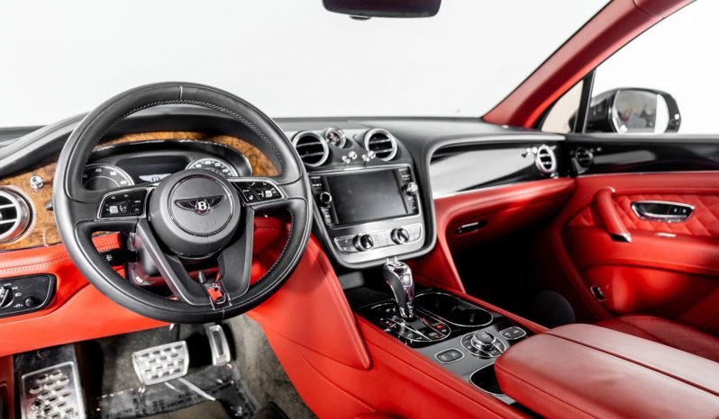 
								Buy 2017 Bentley Bentayga W12 full									