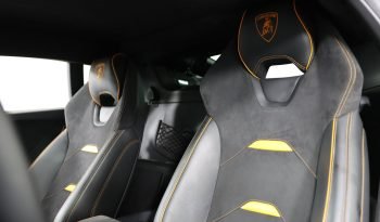 
									Buy 2022 Lamborghini Huracan full								