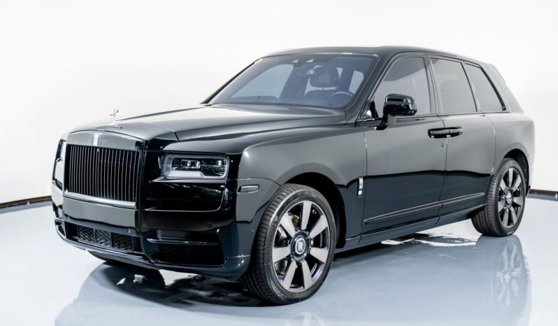 
								Buy 2020 Rolls Royce Cullinan full									