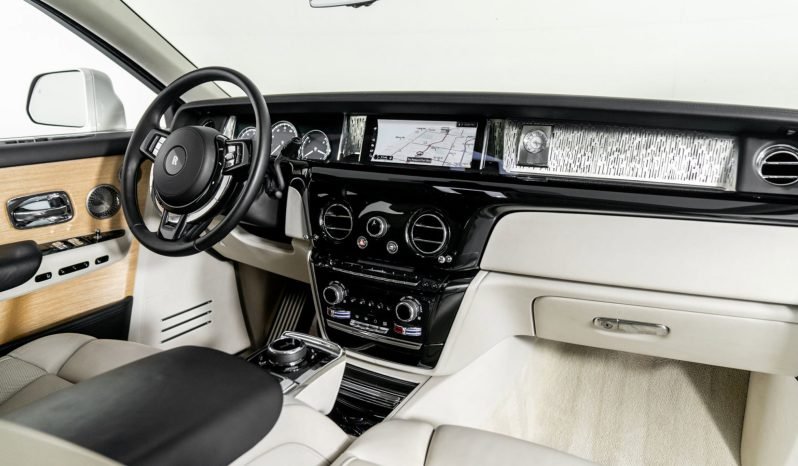 
								Buy 2020 Rolls Royce Phantom full									