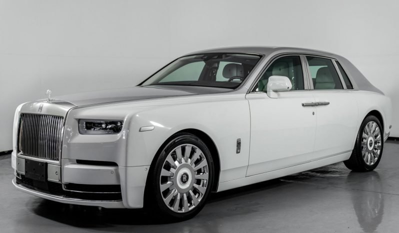 
								Buy 2020 Rolls Royce Phantom full									