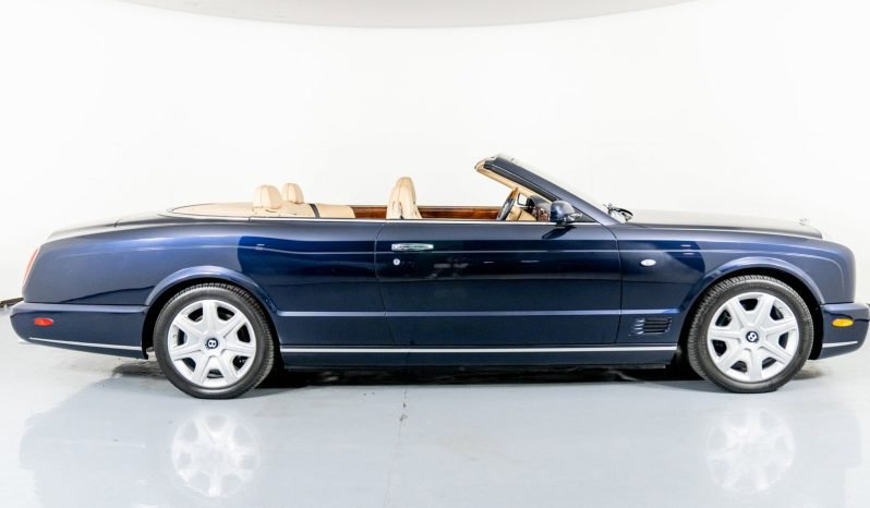 
								Buy 2008 Bentley Azure full									