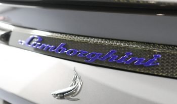 
									Buy 2022 Lamborghini Urus full								