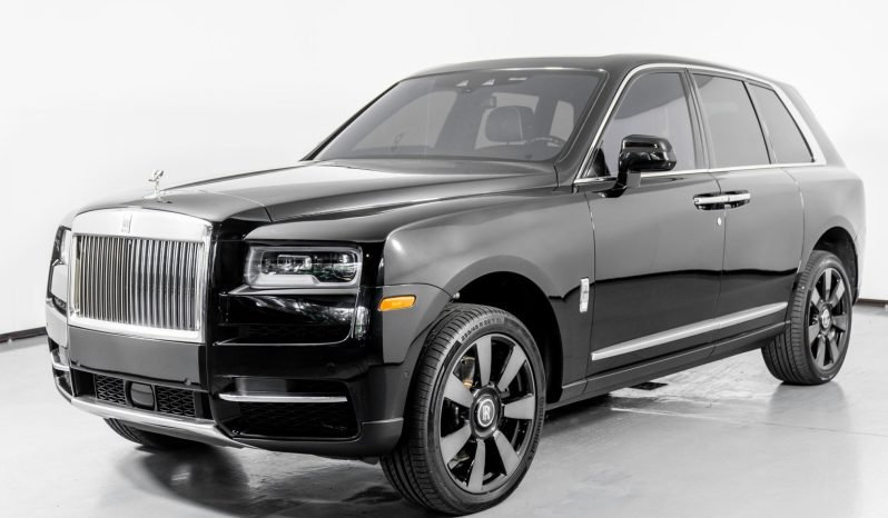 
								Buy 2022 Rolls Royce Cullinan full									