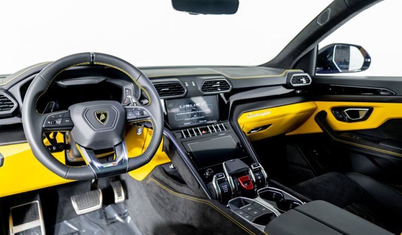 
								Buy 2023 Lamborghini Urus S full									