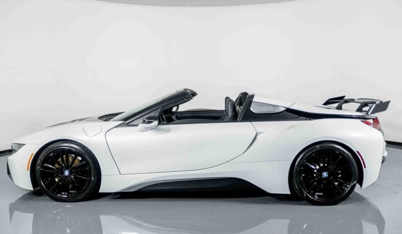 
								Buy 2020 BMW i8 ROADSTER full									