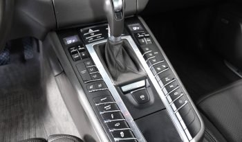 
									Buy 2021 Porsche Cayenne full								