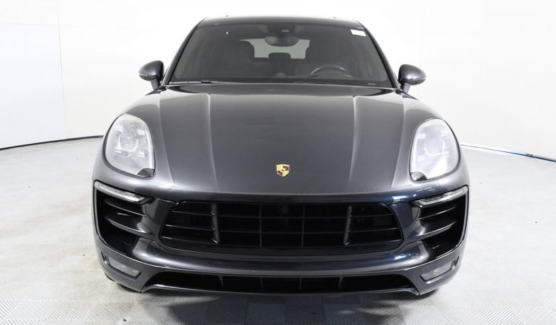 
								Buy 2021 Porsche Cayenne full									