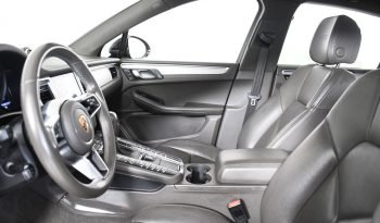 
									Buy 2021 Porsche Cayenne full								