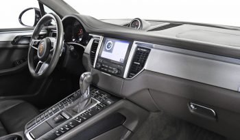 
									Buy 2021 Porsche Cayenne full								