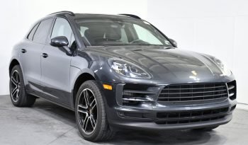 
									Buy 2021 Porsche Cayenne full								