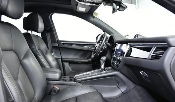 
									Buy 2021 Porsche Cayenne full								