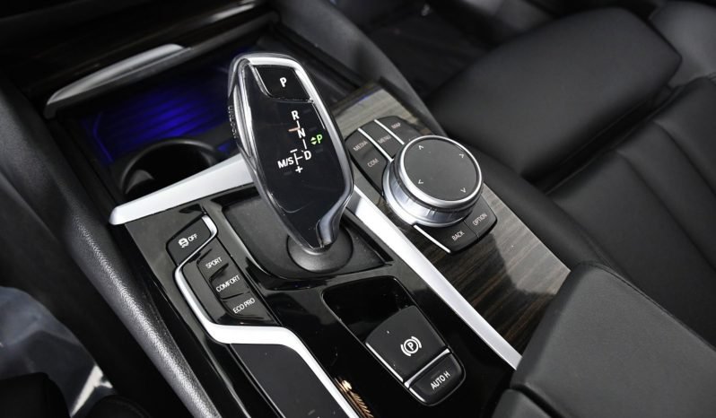 
								Buy 2020 BMW 5 Series 530I full									
