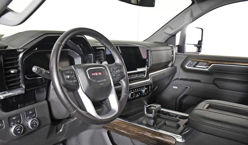 
								Buy 2022 GMC Sierra 1500 ELEVATION full									