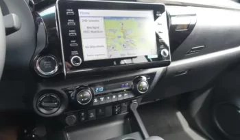 
									Buy 2022 Toyota Hilux Pickup Truck full								