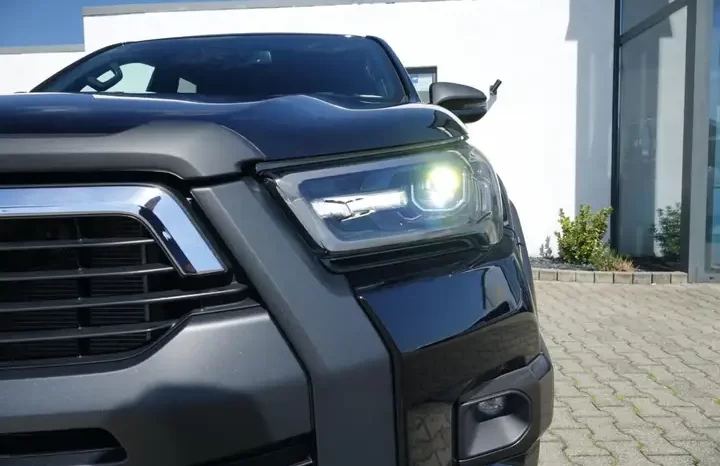 
								Buy 2022 Toyota Hilux Pickup Truck full									
