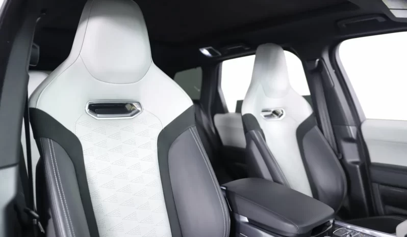 
								Buy 2022 Land Rover Range Rover Sport full									