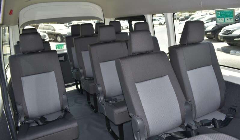 
								Buy 2022 Toyota HiAce Bus full									